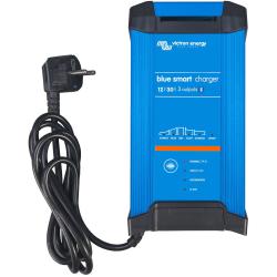 Cargador baterías 12V 30A Victron Smart IP22 3 Salidas