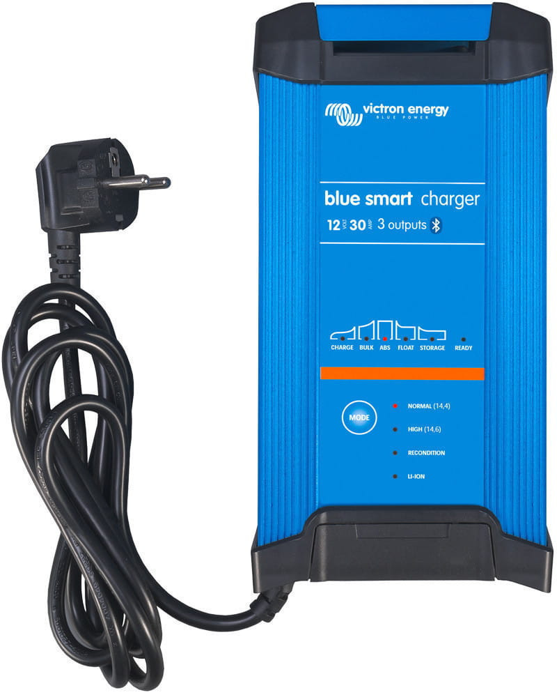 Cargador baterías 12V 30A Victron Smart IP22 3 Salidas