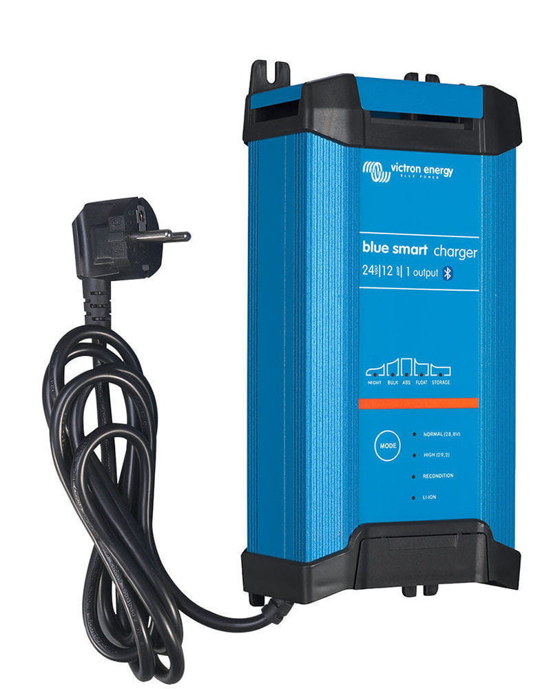 Cargador baterías 24V 12A Victron Smart IP22
